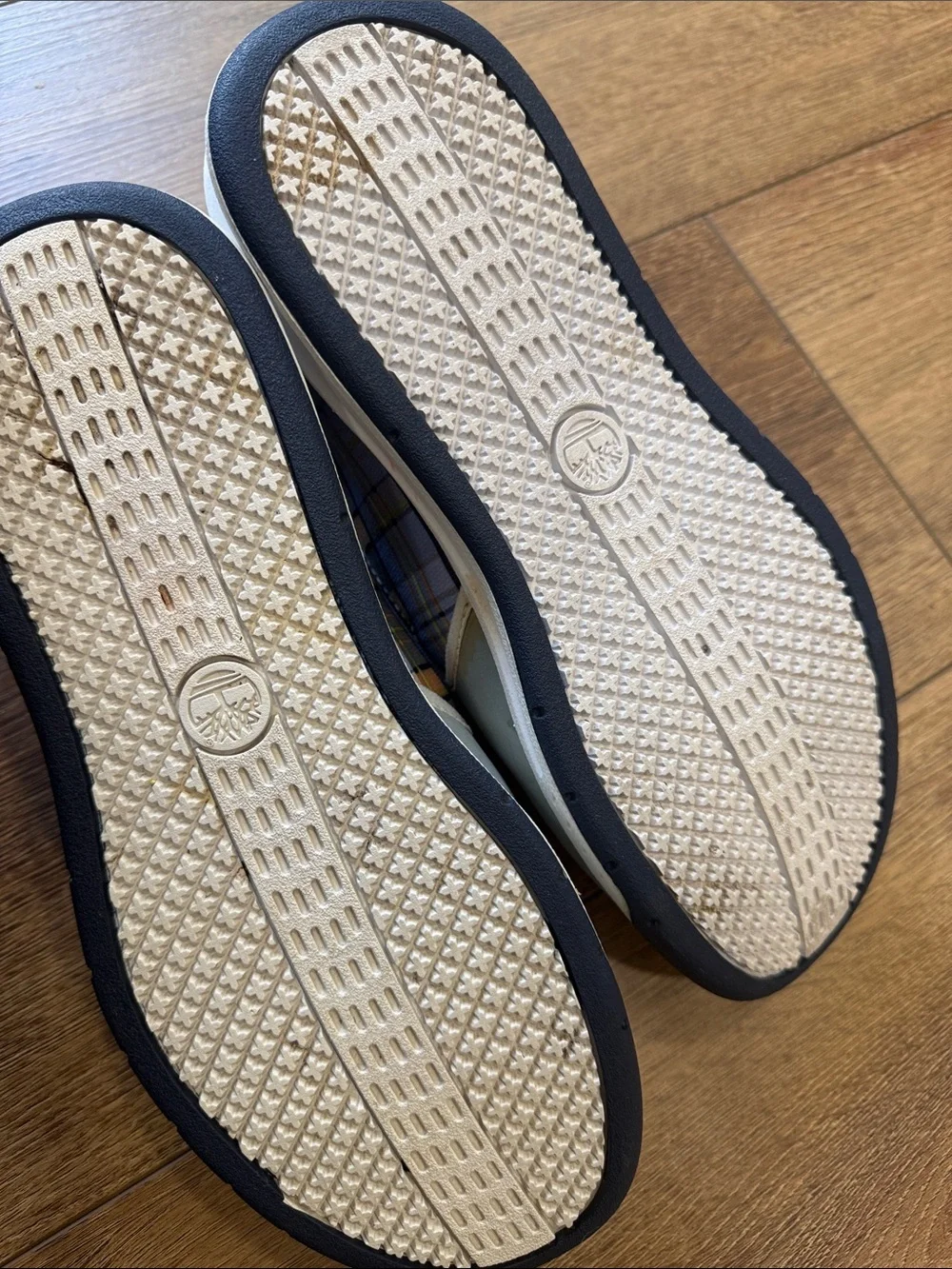 Timberland Men's Slip-On Loafers in Light Blue and Navy Trim. Size 7M